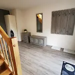 Rohleder De Mit 130m2 Und Garten Fuer 6pers Mit 2 Bad Apartment Cottbus