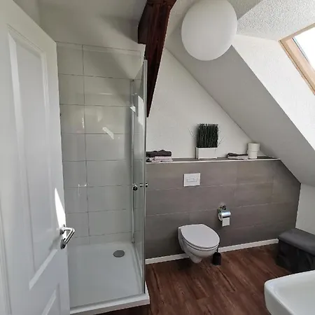 Rohleder De Mit 130m2 Und Garten Fuer 6pers Mit 2 Bad كوتبوس
