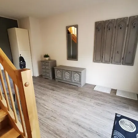 Rohleder De Mit 130m2 Und Garten Fuer 6pers Mit 2 Bad Apartmán Cottbus