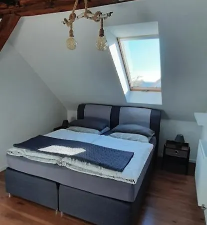 Rohleder De Mit 130m2 Und Garten Fuer 6pers Mit 2 Bad * Cottbus