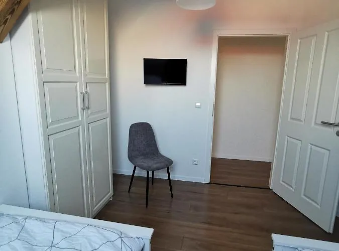 Rohleder De Mit 130m2 Und Garten Für 6pers Mit 2 Bad Cottbus