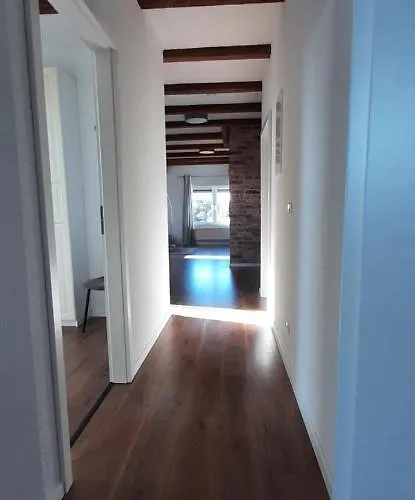 Rohleder De Mit 130m2 Und Garten Für 6pers Mit 2 Bad Apartamento Cottbus